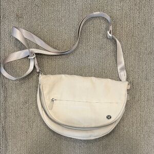 lululemon All Night Festival bag | 5L | White Opal/Silver